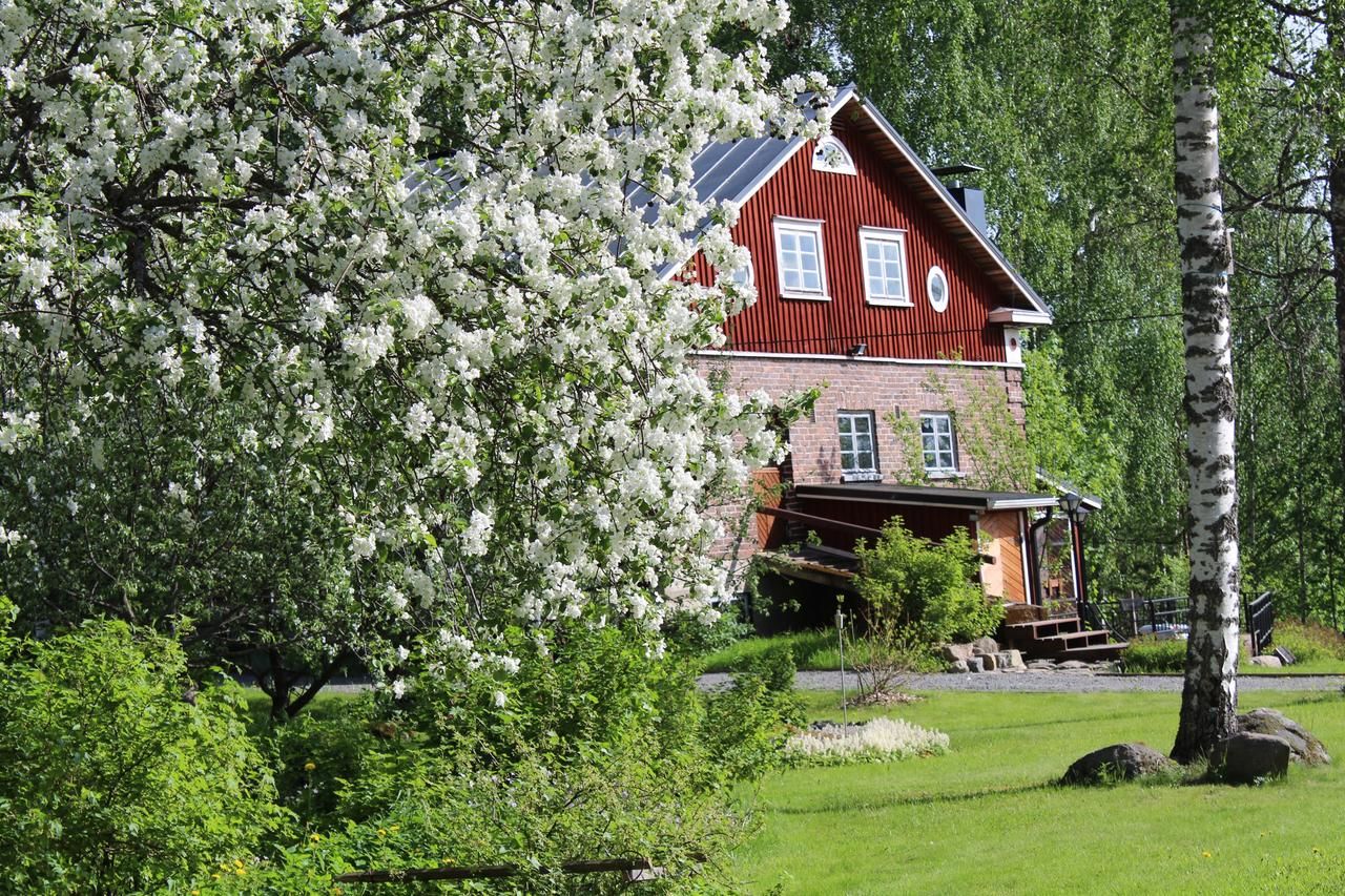 Гостевой дом Nukula Guestrooms Oravasaari-4